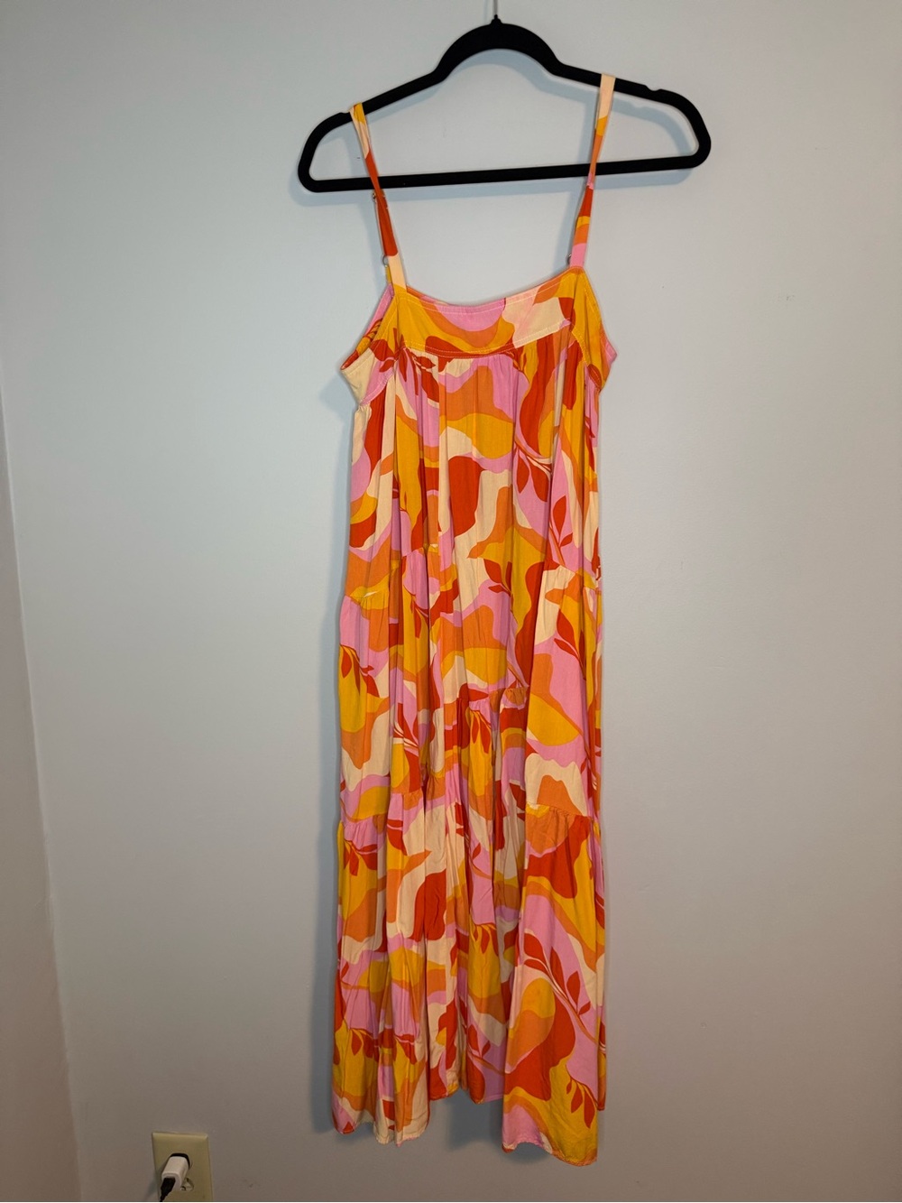 Flowy Abstract Print Maxi Dress in Pink & Orange